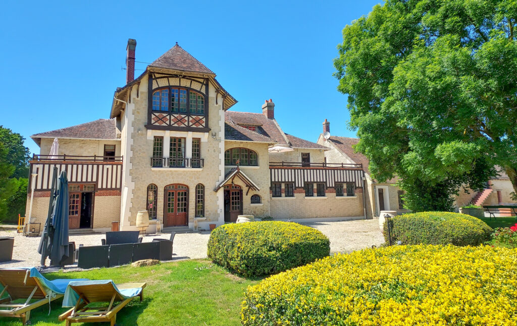 CABOURG - Manoir de caractère au cœur d'un haras