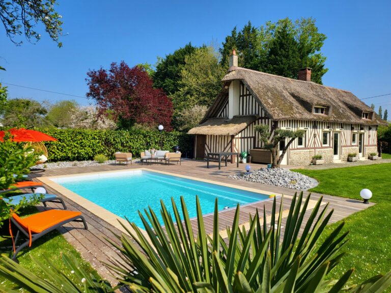 ANNEBAULT - Belle chaumière - Piscine privée chauffée